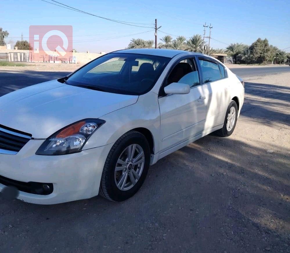 نيسان ألتيما